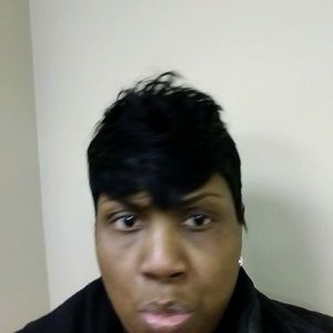 Meet your Posher, Jacqueline